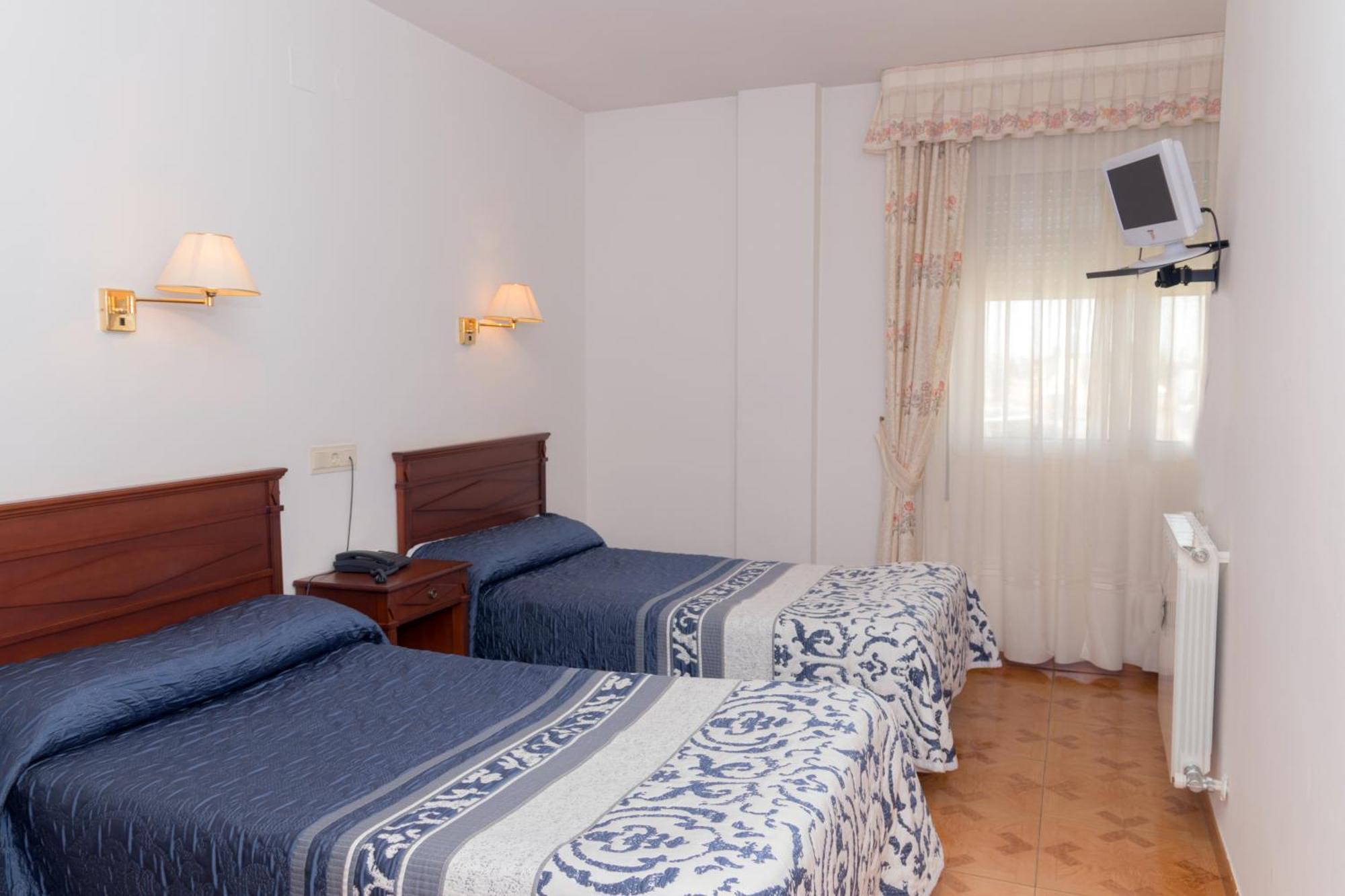 Hotel Avenida III Villadangos del Páramo Cameră foto