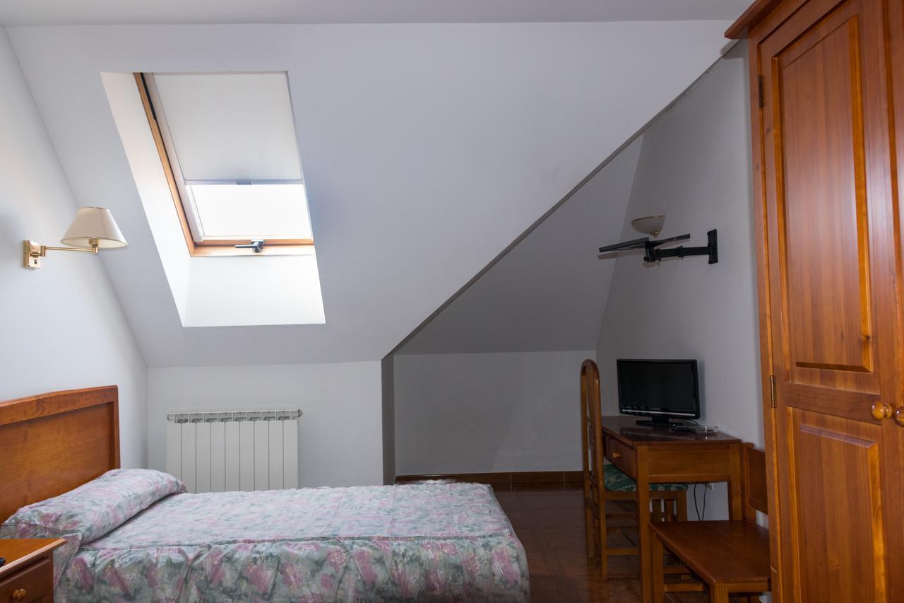 Hotel Avenida III Villadangos del Páramo Cameră foto